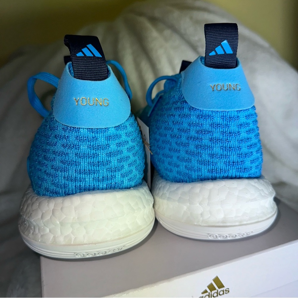 Adidas Trae Young 2 Ice Athletic Basketball Sneakers Sky Blue White UNC H06479 - Picture 10 of 15